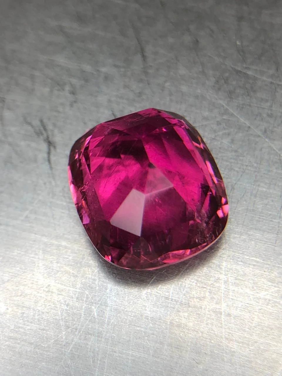 Neon Pink Rubellite 5.8 carats in Cushion Cut from Afghanistan — view 7